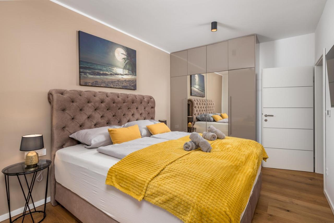 Apartment Top View With Balcony And Private Parking Rijeka Luaran gambar
