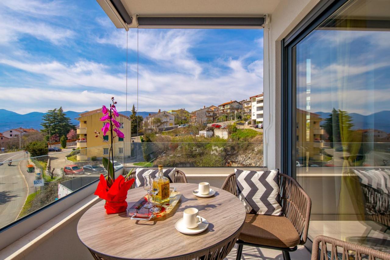 Apartment Top View With Balcony And Private Parking Rijeka Luaran gambar